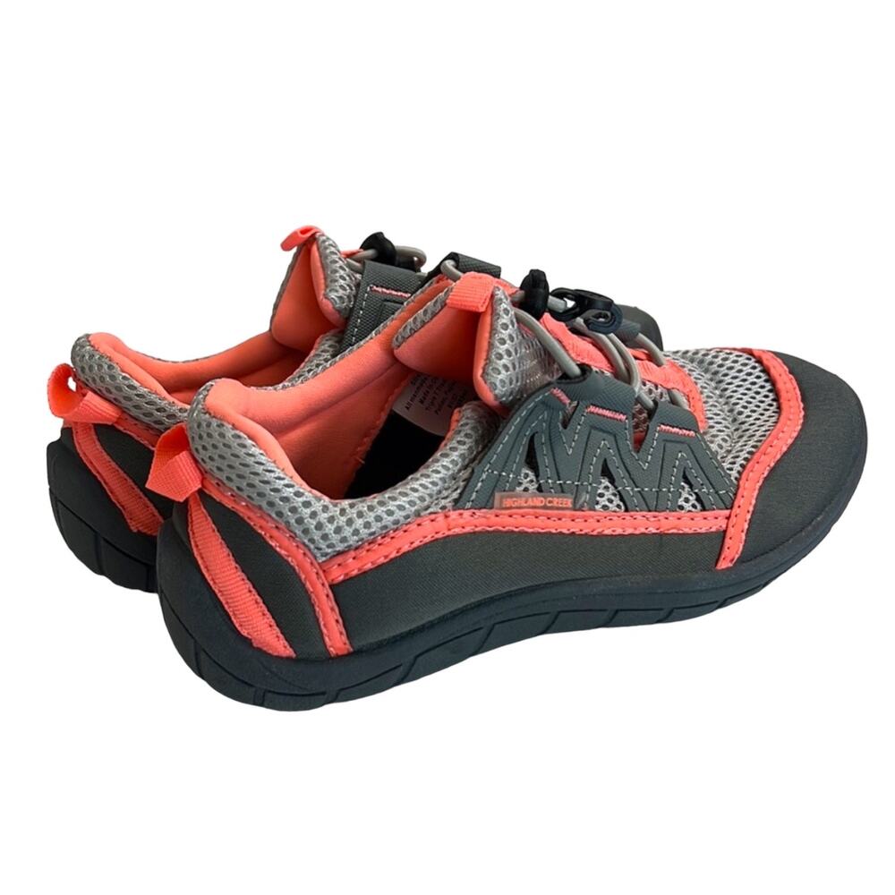 Highland Creek girls size 2 Kids beach water shoes gray and pink nwot